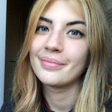 Elena Lo's Instagram, Twitter & Facebook