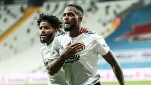 Muhammed kerem aktürkoğlu (born 21 october 1998) is a turkish professional footballer who plays as a winger for the turkish club galatasaray in the süper lig. Cyle Larin Kimdir Nereli Kac Yasinda Hangi Mevkide Oynuyor Kac Gol Atti Fotomac