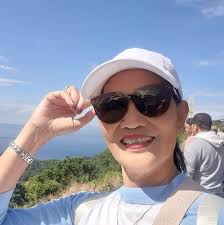 SCHOOL ADDRESS AT THE END OF THE YEAR PARTY Dear distinguished guests,  faculty members, parents, and students, It gives me great pleasure to  welcome you all to our third term graduation party.