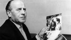 Before joining schindler, he was a finance manager at dbmotion, a cfo of a cyber unit in a public group company and held various controller. Oskar Schindler Und Das Ende Seiner Flucht In Die Schweiz Judische Allgemeine