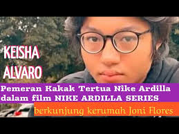 Kiesha Alvaro pemain film Nike Ardilla Series berkunjung kerumah Jhony  Flores ART Nike Ardilla