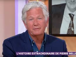 Très ému, le fils de Pierre Bellemare ne retient pas ses larmes sur le  plateau de « C à vous »