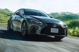 【制作陣】 原案・メインシナリオ・キャラクターデザイン：枢やな supported by square enix 開発. Lexus Is