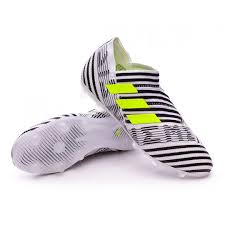 These juniors' soccer cleats are designed for firm ground. Football Boots Adidas Kids Nemeziz 17 360 Agility Fg White Solar Yellow Core Black Futbol Emotion