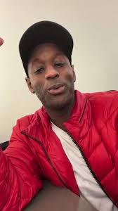 Backstage cuttin’ up