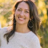 Lori Petrone's Instagram, Twitter & Facebook