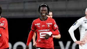 Eduardo camavinga, latest news & rumours, player profile, detailed statistics, career details and transfer information for the stade rennais fc player, powered by goal.com. Rennes Trainer Bereitet Rede Fur Camavinga Vor