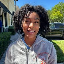 She did the thing today😬 starting her braces era #princesswithbraces  #cottoncandybraces