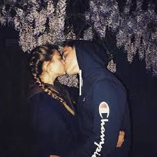 Relation De Couple En 2020 Couples Ados Relation Ideale Couple Amoureux