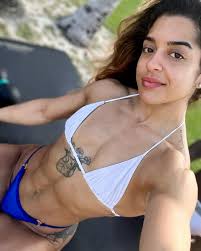 AMANDA 💜 Personal Trainer