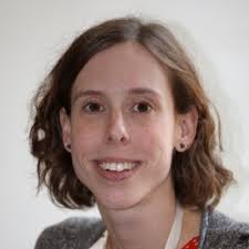 Robyn Waller's Instagram, Twitter & Facebook