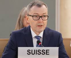 Manoj Warrier (@MojoWarrier)