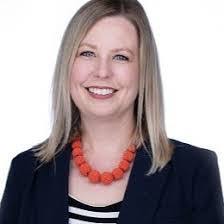 Shannon Hynes's Instagram, Twitter & Facebook