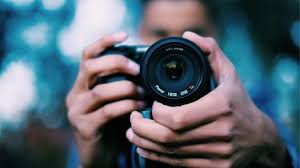 El día mundial de la fotografía tiene lugar el 19 de agosto y en él se le hace un homenaje a aquellas personas que buscan capturar un momento especial y con sus retratos logran trasladar a sus espectadores a otra época o cultura. Dia Mundial De La Fotografia Por Que Se Celebra El 19 De Agosto