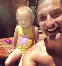 Daniel Lissing Photos Facebook Daniel lissing will soon be a married man! daniel lissing photos facebook