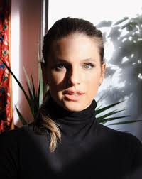 Liza Donovan's Instagram, Twitter & Facebook