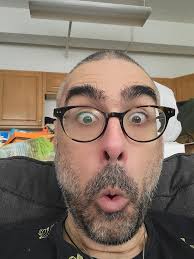 What is the history of Bob's Giant Burger in Pleasanton, California?