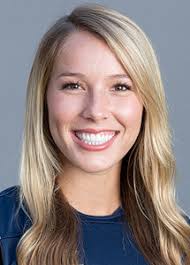 Annie Amos's Instagram, Twitter & Facebook