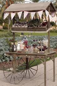 Carro para usar como mobiliario en una mesa de dulces. Alquiler De Muebles Para El Candy Bar O Mesa De Dulces De Tu Boda 2Âª Parte Las Tres Sillas