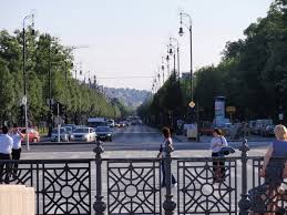 A hősök tere budapest legtágasabb, legnagyobb hatású tere a xiv. Andrassy Ut A Hosok Tere Mapio Net