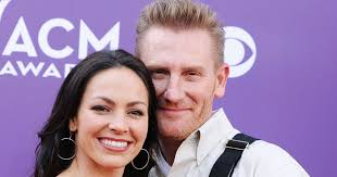 connie collins (@conniepcollins)