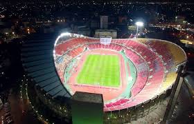 Permukaan padang yang menggunakan rumput tiruan. Gelora Bung Karno Bukit Jalil Shah Alam 10 Stadium Terbesar Di Asia Tenggara Football Tribe Malaysia