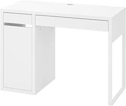Welche ikea malm schreibtische allesamt in dem angebot von ikea zu finden sind, erfährst du ihr in der ikea malm schreibtisch ist ein eher schlichter tisch, der in insgesamt drei verschiedenen. Ikea Micke Schreibtisch In Weiss 105x50cm Amazon De Kuche Haushalt Wohnen