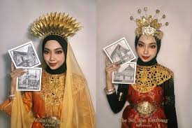 Puteri gunung ledang penari dari majapahit. Karya Seni Secantik Pelukisnya Gadis Ini Gigih Sewa Kostum Puteri Legenda 4 Negeri Demi Lengkapkan Projek Kad Raya Aidilfitri See Everything