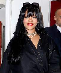 Todays video is a quick tutorial on a rihanna inspired hairstyle. Rihanna Debuts Bangs Haircut At Fenty Party In Paris