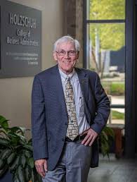 NIagara University Eagle Volume 38 Issue 2 by Niagara University