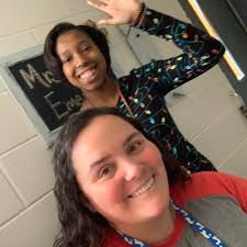 Jesica Emerson (@JesicaEmerson16)