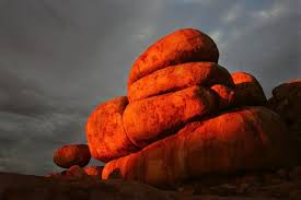Karlu Karlu The Aboriginal Culture Of The Devils Marbles Nt Australia