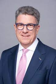 Chairman of the supervisory board: Thomas Ullrich Zum Neuen Aufsichtsratsvorsitzenden Der Nurnberger Teambank Ag Berufen Presseportal