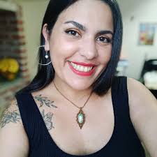 Deborah Quiroga's Instagram, Twitter & Facebook