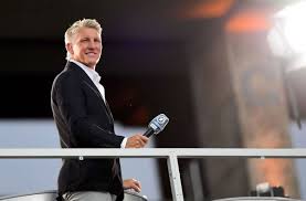 Schweinsteiger bald trainer oder manager? Bastian Schweinsteiger Als Ard Experte Wie Gunter Netzer Die Tv Premiere Seines Nachfolgers Bewertet Fussball Stuttgarter Nachrichten