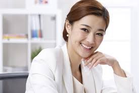 Tuyệt chiêu” trẻ hơn tuổi cho phụ nữ trung niên | Báo Dân trí