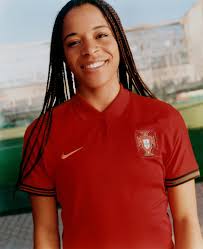 Confira modelos de camisolas no site. Veja As Novas Camisolas Da Selecao Nacional Renascenca