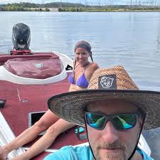 Has anyone ever sold a speedboat that has an oversized motor