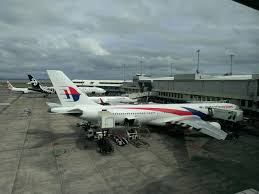 Look up in linguee suggest as a translation of 鎖國 Gbsdryxtyzzvum