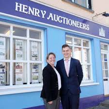 Henry Auctioneers logo