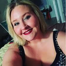 Candice Chitwood's Instagram, Twitter & Facebook