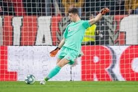 Game log, goals, assists, played minutes, completed passes and shots. Unai Simon Satu Lagi Bukti Bahwa Talenta Basque Tidak Pernah Habis