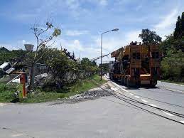 A Crane Truck Got Stuck On An Electric Wire And Brought Down About A Dozen Power Poles Yesterday In Banglamung Thepatta Truck Cranes Pattaya Electrical Wiring