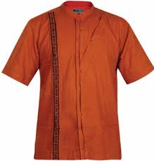 Dulu, baju koko pria disertai dengan sedikit hiasan di area tangan baju koko ini dibuat dengan kain tenun ikat tradisional sebagai aksennya. 21 Contoh Gambar Model Baju Muslim Pria Terbaru 2021