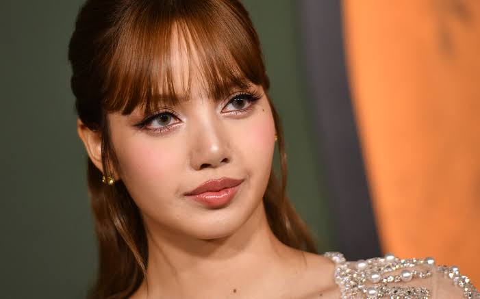 Blackpink's Lisa Debuted Mushroom Blond Hair at Coachella | PS Beauty