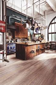Cuisine Avec Ilot Central 27 Idees Inspirations Homelisty Maison Industrielle Cuisine Industrielle Architecture D Interieur