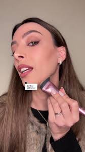 Bronzer vs Contour: Makeup Tips and Contouring Hacks