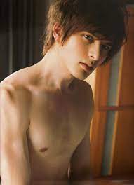 shirota yuu don t look at me like that i can t stop staring already as it is tenimyu actors 城田優 城田 y 俳優