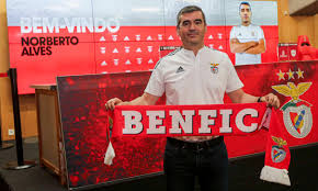 Sau đó, benfica đã ba lần liên tiếp vào đến trận chung kết nhưng họ đều thất bại trước a.c. Benfica Basketball Gets New Head Coach The Portugal News