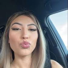 Nevaeh Lopez (nevaehhhlopez)